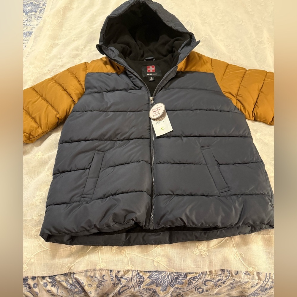 Swiss Tech Youth boy’s Two-Tone Puffer Jacket in Navy & Mustard , Sz 18 , NWT! - Picture 3 of 10